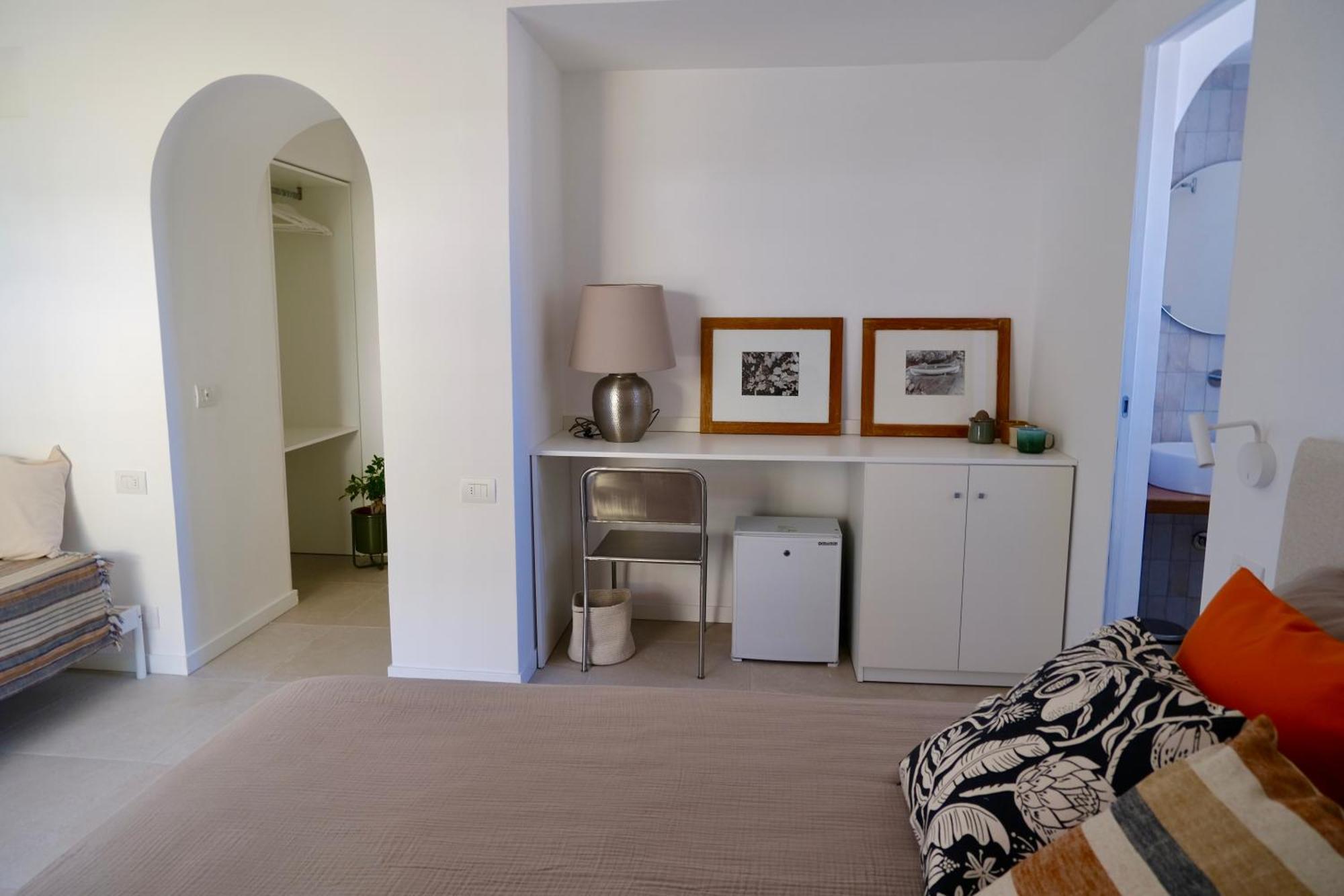 La Rondinella Suite อนากาปรี ภายนอก รูปภาพ